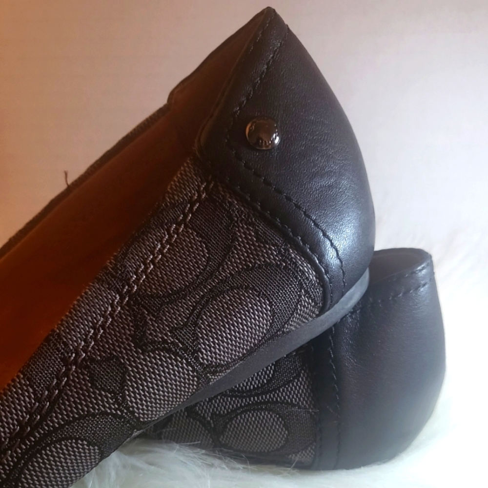 COACH Ballet Flats